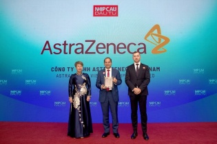 AstraZeneca Việt Nam tiếp tục ghi dấu ấn tại lễ trao giải Top 50 Doanh nghiệp phát triển bền vững năm 2025  