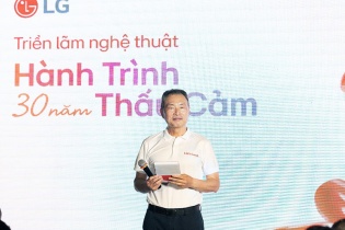 Triển lãm “The Art-ffection by LG”: Không gian đánh dấu 3 thập kỷ đồng hành cùng người Việt  