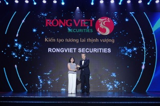 Chứng khoán Rồng Việt 4 năm liên tiếp nhận giải “Nơi làm việc tốt nhất châu Á”