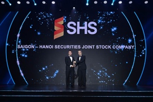 SHS khẳng định chiến lược phát triển nguồn lực con người với cú đúp “Nơi làm việc tốt nhất châu Á”