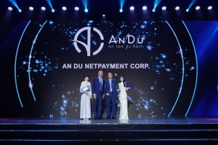 Mercedes-Benz An Du - "Nơi làm việc tốt nhất châu Á" 4 năm liên tiếp