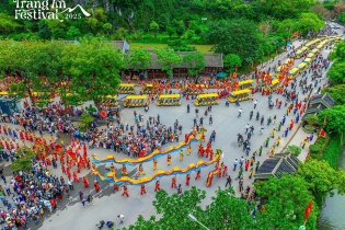 Hướng tới Đại hội đại biểu toàn quốc lần thứ XIV của Đảng: Khát vọng mới, phát triển mới, thành công mới Hướng tới Đại hội đại biểu toàn quốc lần thứ XIV của Đảng: Khát vọng mới, phát triển mới, thành công mới