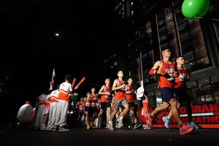 Vận động viên Việt Nam tỏa sáng tại Giải Marathon Quốc tế Hà Nội Techcombank mùa thứ 4