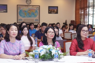 Vinh danh phụ nữ ngành hàng không: Vững vàng vươn cao - Phát triển bền vững