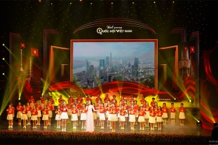 Tổ chức thành công Chương trình nghệ thuật chính luận "Vinh quang Quốc hội Việt Nam"