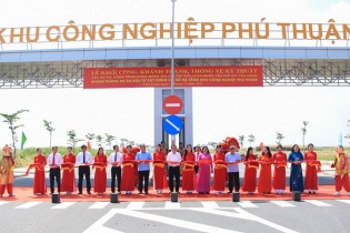 Vĩnh Long khánh thành Dự án đầu tư xây dựng cơ sở hạ tầng Khu công nghiệp Phú Thuận