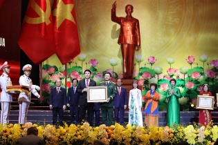 Giải mã "cú đúp" danh hiệu Anh hùng Lao động của Viettel Global và Viettel Campuchia  