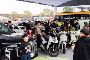 Khách hàng Việt: Lái thử một vòng là biết ngay vì sao Limo Green là MPV phổ thông của năm