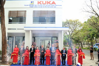KUKA - Hãng Robot đặt nền móng hệ sinh thái Robot & AI tại miền Trung
