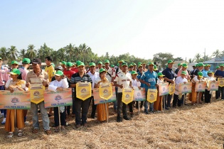 Sôi nổi, hấp dẫn giải bóng đá nông dân Khmer ĐBSCL lớn nhất từ trước đến nay