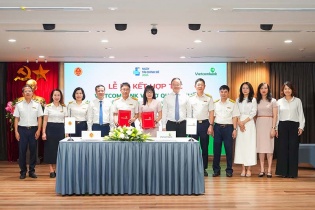 Vietcombank cùng Cục Thuế hỗ trợ hộ kinh doanh vững bước chuyển đổi số