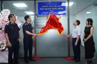 Khai trương phòng làm việc của Hải quan Thái Bình trong khu công nghiệp Liên Hà Thái  