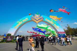 Du khách dự Paradise Summer Fest Cần Giờ: “Tận mắt chứng kiến quy mô mới thấy đây thật sự là một dự án vĩ đại”
