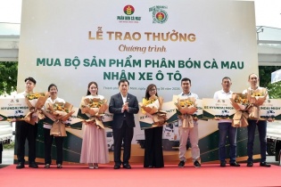 Phân bón Cà Mau trao thưởng hơn 14 tỷ đồng cho các nhà phân phối