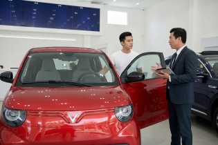 Mua xe 0 đồng, sạc miễn phí: VF 2 gỡ bài toán tài chính cho người mới lên đời ô tô