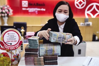 Cấp room tín dụng theo quý có gây áp lực cho ngân hàng?