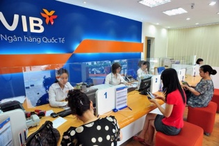 Giá cổ phiếu “vua” dậy sóng, cổ đông không đòi cổ tức tiền mặt