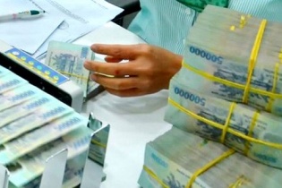 Tín dụng cho các lĩnh vực ưu tiên tăng trưởng thấp