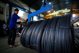 Thép Đà Nẵng: Lợi nhuận tăng, nhưng còn nặng gánh