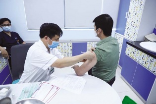 Ứng dụng công nghệ để thần tốc tiêm vắc-xin trên diện rộng