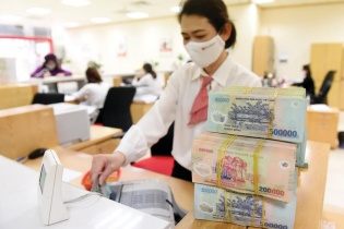 Các ngân hàng bất ngờ giảm kỳ vọng về tăng trưởng tín dụng