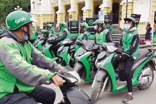 Gọi xe công nghệ gượng dậy sau “cơn bão”