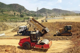 Sốt ruột vì chậm trễ trong giải ngân vốn đầu tư công