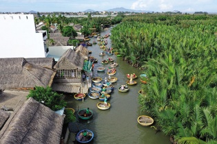 Du lịch miền Trung loay hoay tìm sự khác biệt