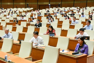 Đại biểu Quốc hội lo tiền ảo, bất động sản “lọt lưới” rửa tiền