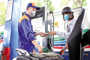 Đảm bảo nguồn cung xăng dầu