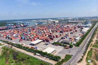 Nút thắt chuỗi liên kết tiêu thụ và phân phối đang cản trở hệ thống logistics TP.HCM