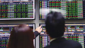 Vốn ngoại tiếp tục tiếp sức VN-Index