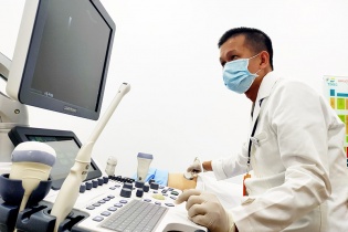 Gỡ hết vướng mắc trong đấu thầu thuốc và thiết bị y tế 