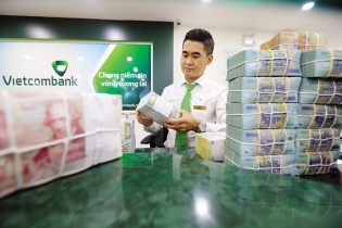 Điều hành thị trường trên cơ sở cân bằng tỷ giá
