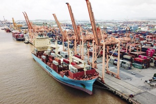 Nhà mua hàng toàn cầu dồn dập tới Việt Nam