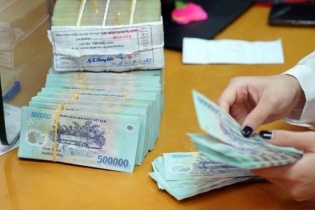 Lợi nhuận ngân hàng vẫn “trông cậy” vào tín dụng