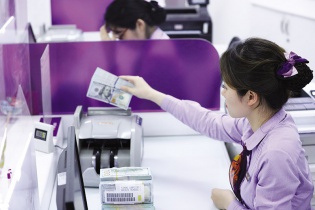 Kiều hối tiếp tục tăng mạnh