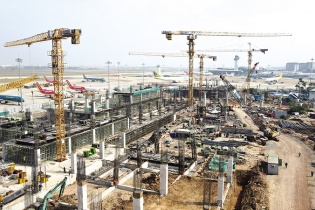 Hàng loạt dự án hạ tầng phía Nam thi công xuyên Tết
