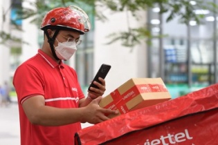 Sửa Luật Bưu chính để “dẹp” cạnh tranh xấu