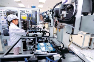 Chuyển đổi để đón vốn FDI xanh