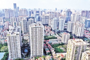 Tín dụng bất động sản vẫn tăng trong nửa đầu năm