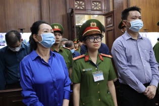 “Chặt” đứt những cái bắt tay dơ bẩn hủy hoại đất nước