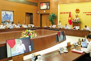 Vốn nhà nước đầu tư vào doanh nghiệp là vốn của doanh nghiệp, sao luật lại bắt đi xin