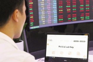 Chứng khoán “dè chừng” trước những ẩn số trong tháng 11