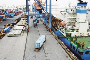 Thúc tiến độ chuyển đổi số ngành logistics