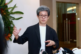 Ông Văng Viên Thông, sáng lập thương hiệu thời trang từ vật liệu tái chế Repeet: Chọn lối hẹp để đi đường dài