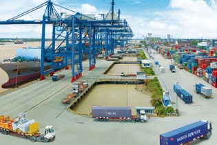 Tìm hướng mới khả thi hơn để đầu tư cụm cảng ICD Long Bình