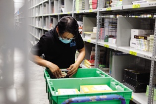 Thị trường thương mại điện tử: Mối đe dọa ngoài biên giới
