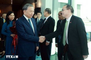 Cụ thể hóa quan hệ Đối tác Chiến lược toàn diện Việt Nam - Singapore