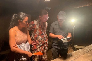 Từ chiến hào đến màn ảnh: Câu chuyện của một nhà đầu tư ngoại đồng hành với điện ảnh Việt